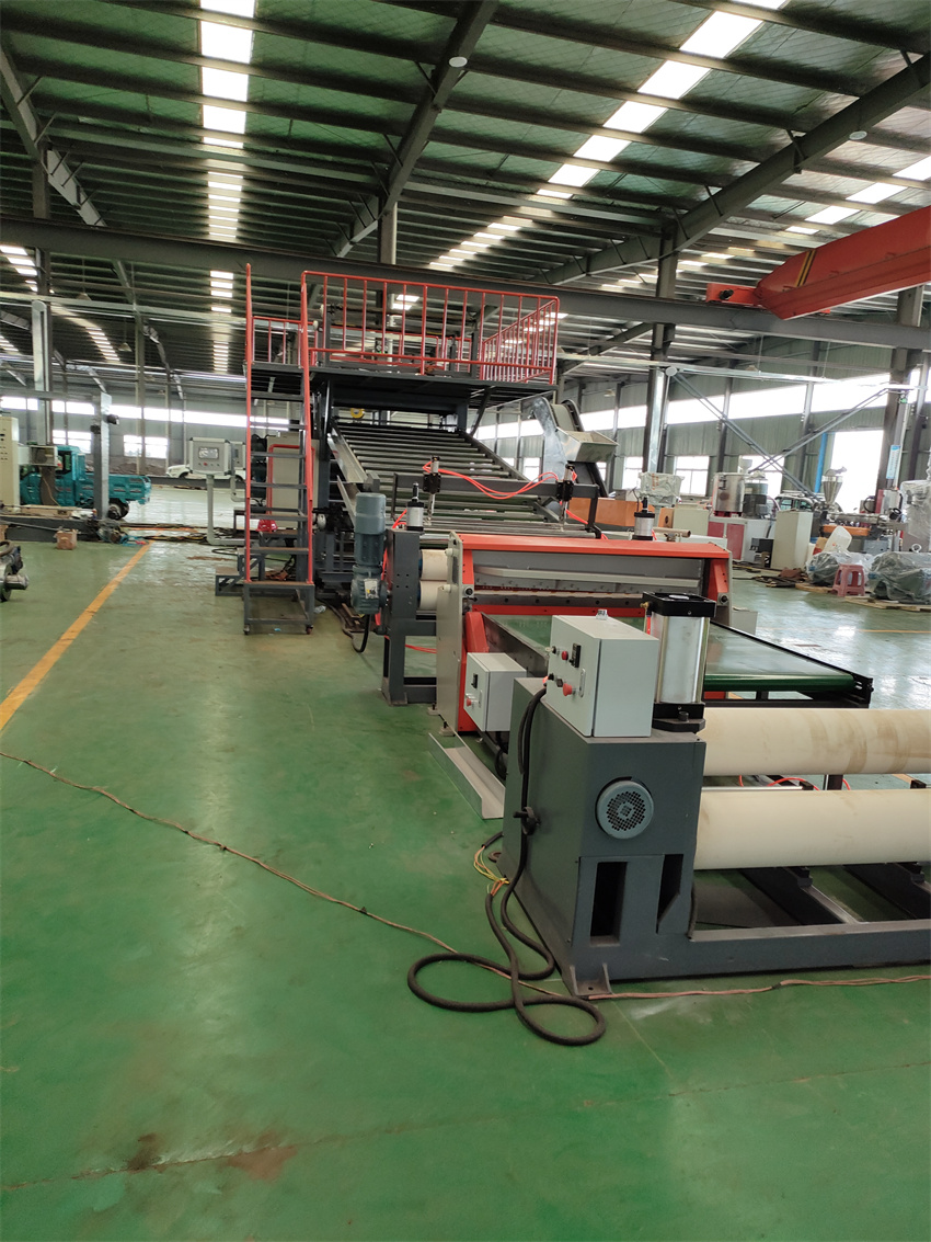 PE片材擠出機(jī)_PE塑料片材擠出機(jī)_玖德隆